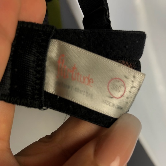 Bra - Picture 6 of 7